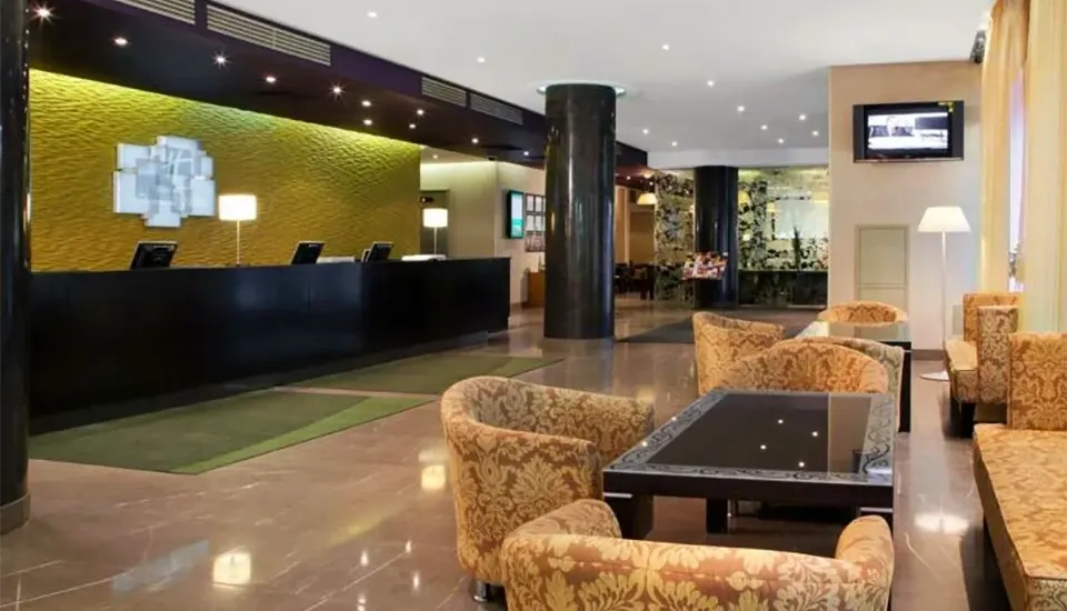 هتل هالیدی این مسکو سوشفسکی